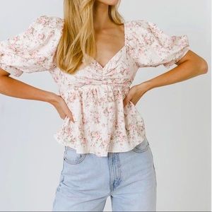 NWT English Factory Textured Floral Top